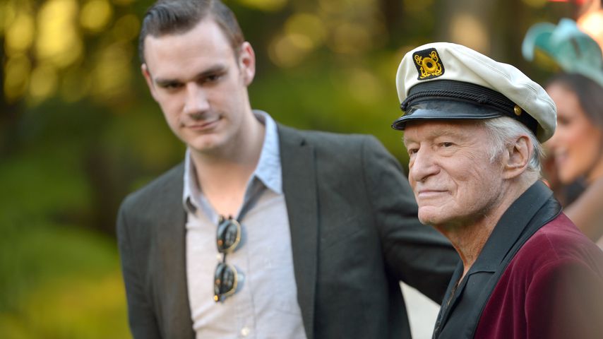 Cooper Hefner und Hugh Hefner beim 60. Playboy Geburtstag