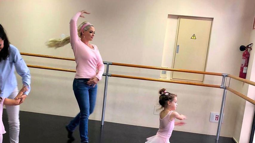 Sophia unbeeindruckt: Die Katze lässt innere Ballerina raus