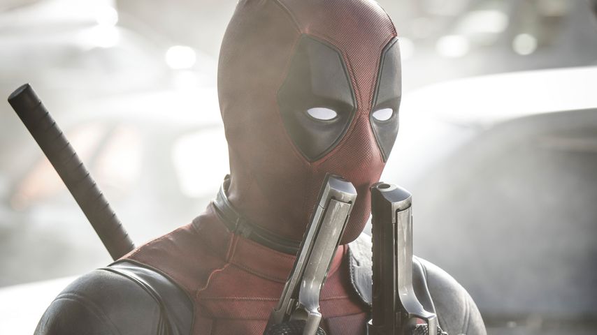 Ryan Reynolds in "Deadpool" 2016