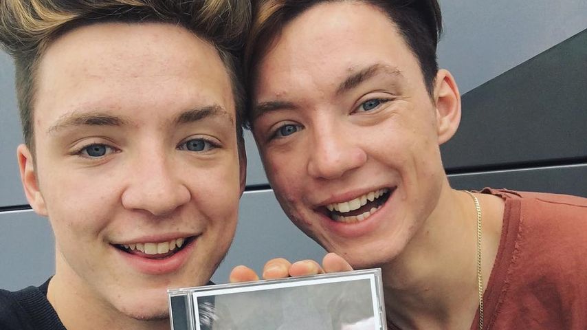 Die Lochis mit ihrem ersten Album "#Zwilling"