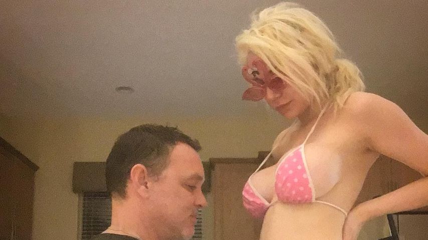 Doug Hutchison und seine schwangere Frau Courtney Stodden im Juni 2016