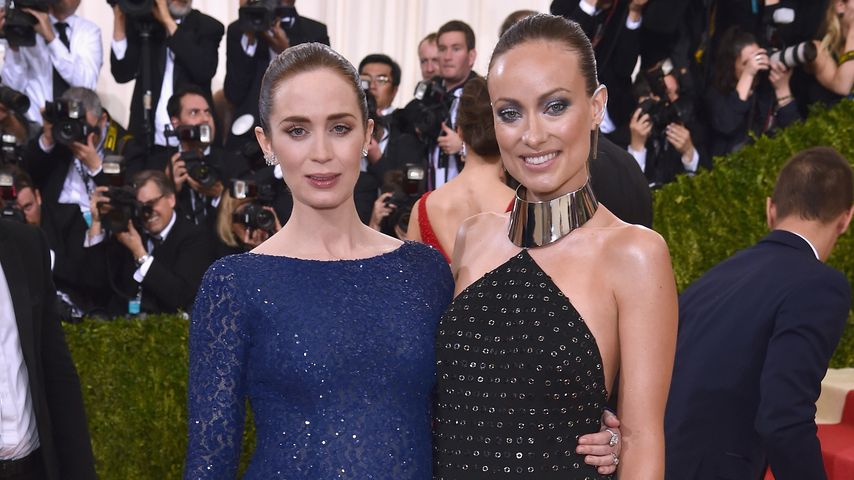 Emily Blunt und Olivia Wilde bei der MET-Gala in New York