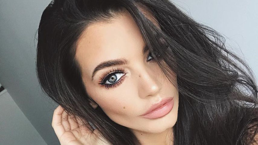 Emma McVey, Model