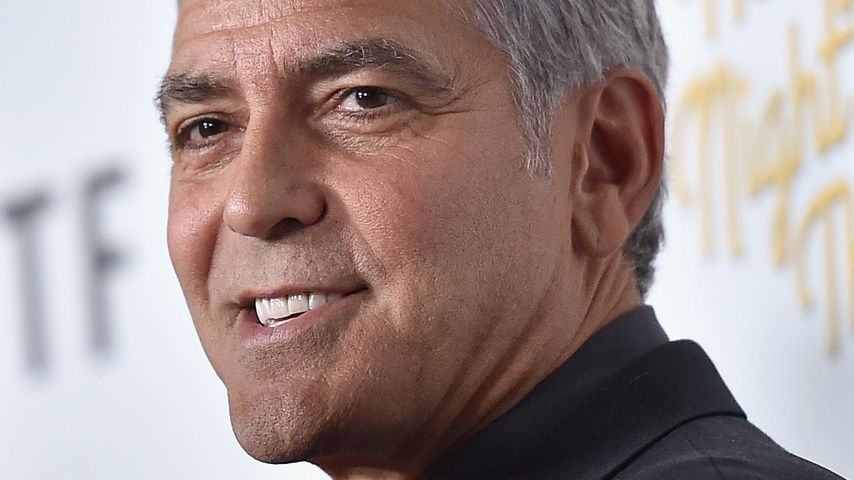 George Clooney bei der "Hollywood's Night Under The Stars" in Los Angeles Bearbeiten Bild hochladen