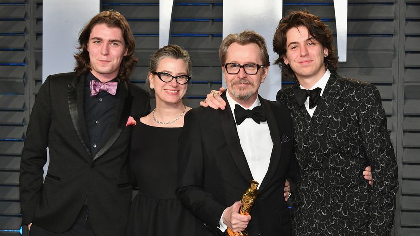 Gulliver Oldman, Gisele Schmidt, Gary Oldman und Charlie Oldman bei den Oscars 2018