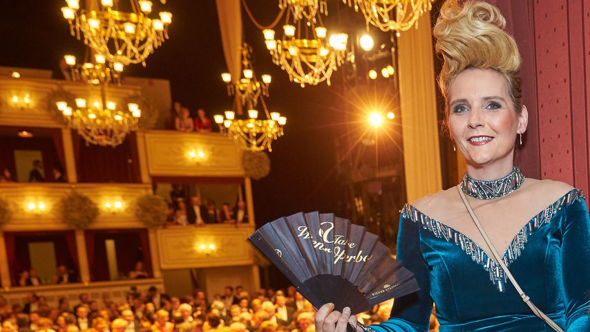 Helena Fürst beim Opernball 2016 in Wien