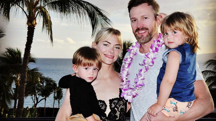 Jaime King mit ihrem Mann Kyle Newman und den Söhnen Leo Thames (li.) und James Knight