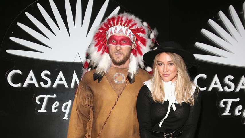 Jason Walsh und Hilary Duff auf der Casamigos Tequila Halloween Party