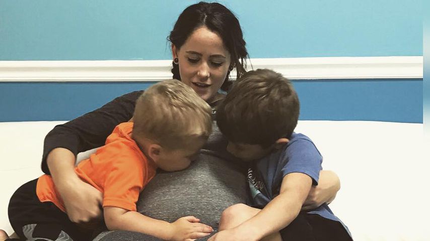 Jenelle Evans und ihre beiden Söhne im November 2016