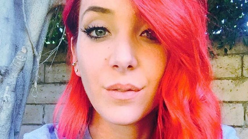 Jenna Marbles mit roten Haaren