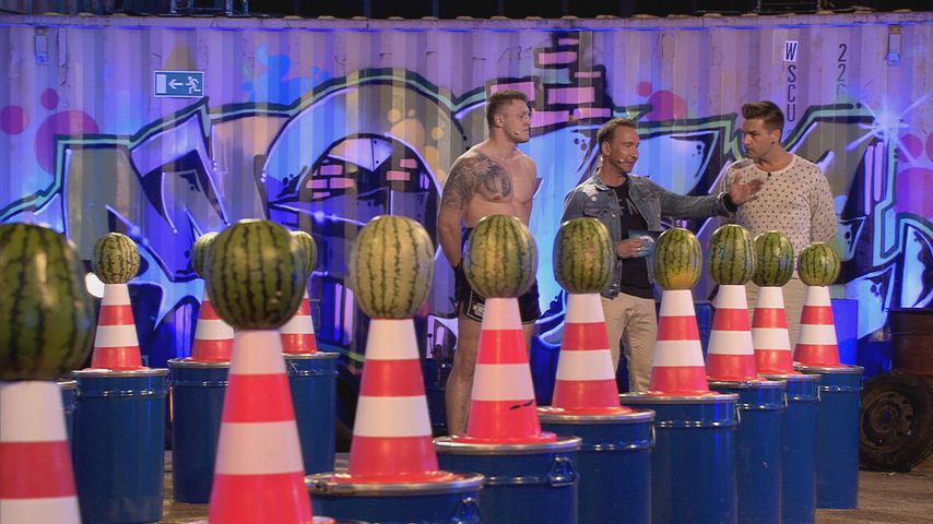 Jochen Bendel (M.) mit Michael Smolik und Eloy de Jong bei "Promi Big Brother"