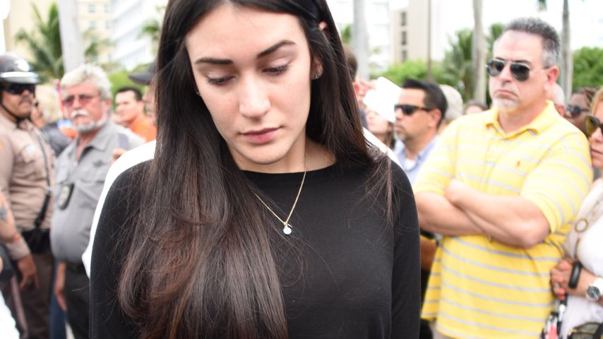Jose Fernandez' schwangere Freundin Maria am Tag seiner Beisetzung