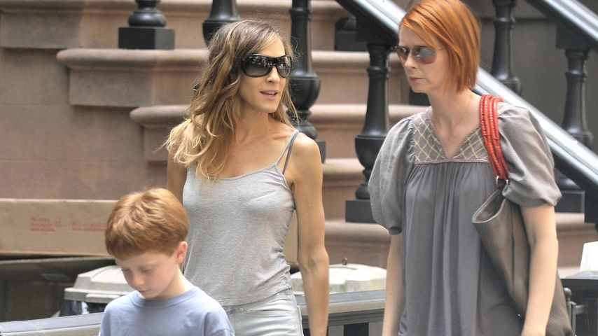 Joseph Pupo mit Sarah Jessica Parker und Cynthia Nixon am SATC-Set