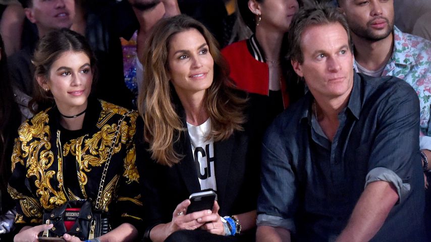 Kaia Gerber, Cindy Crawford und Rande Gerber bei der Moschino Fashion-Show in LA