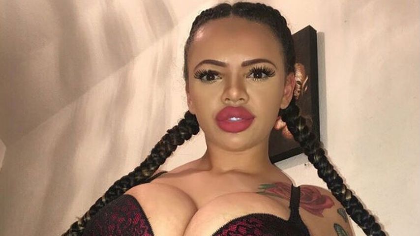Kayla Morris, Erotik-Model
