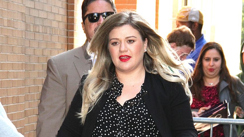 Kelly Clarkson in NYC