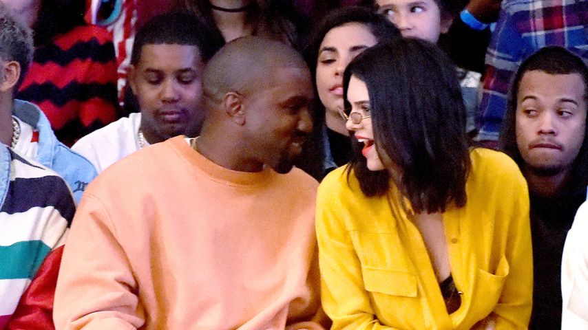 Kendall Jenner und Kanye West tuscheln in LA