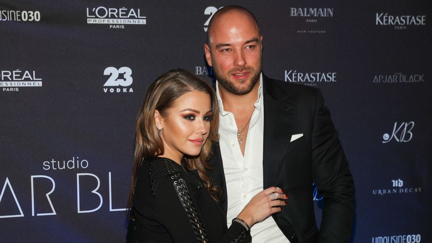 Kim gloss nackt video