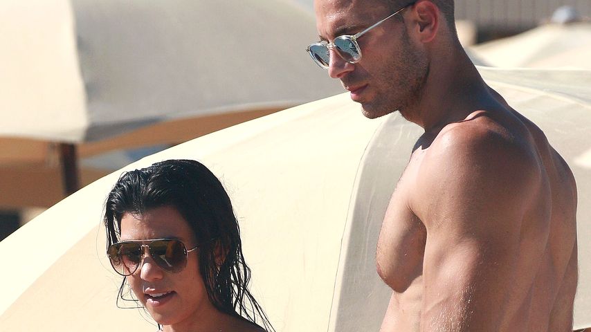 Kourtney Kardashian und Simon Huck in Miami Beach