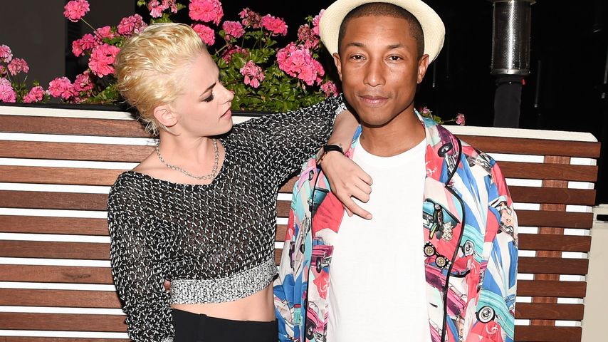 Kristen Stewart und Pharrell Williams bei einem Chanel-Event