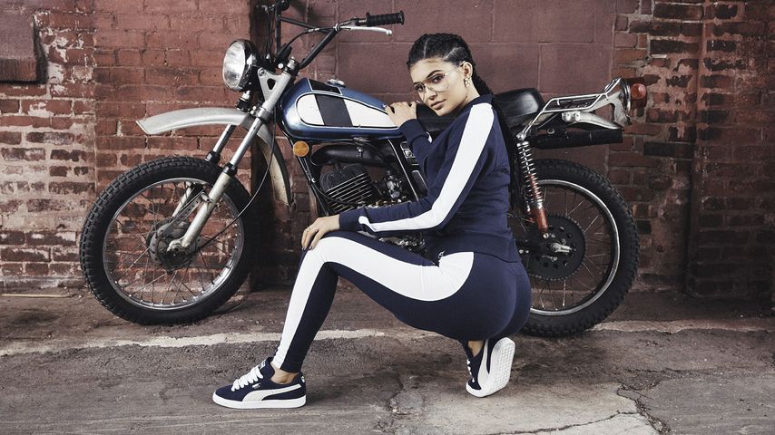 Kylie Jenner in sexy Pose für Puma