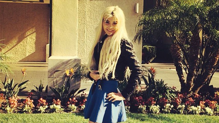 4 Jahre her: Welches Ex-GNTM-Model posiert hier so zaghaft?