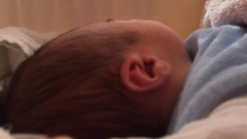 Josef, Magdalena Neuners Sohn, kurz nach seiner Geburt am 7. November 2016