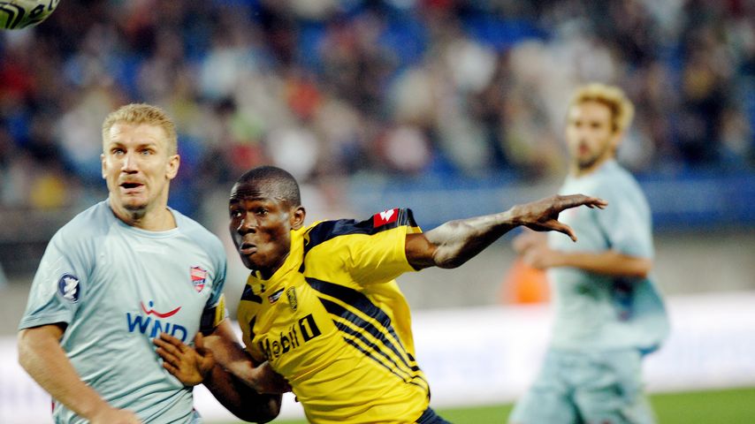 Marcelo Pletsch (links) im Duell mit Moumouni Dagano im Jahr 2007