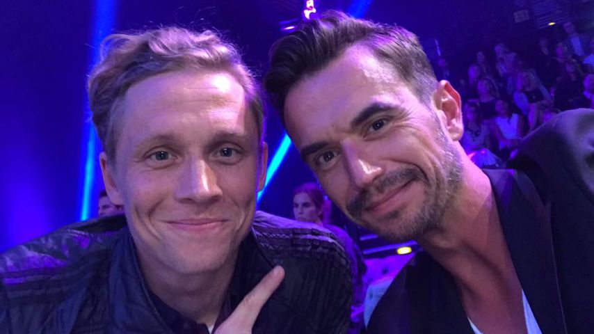 Bei Guidos Fashion-Show: Matthias & Flori albern rum!