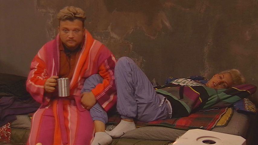 Sarah Nowak und Menowin Fröhlich im Promi-Big-Brother-Keller 2015