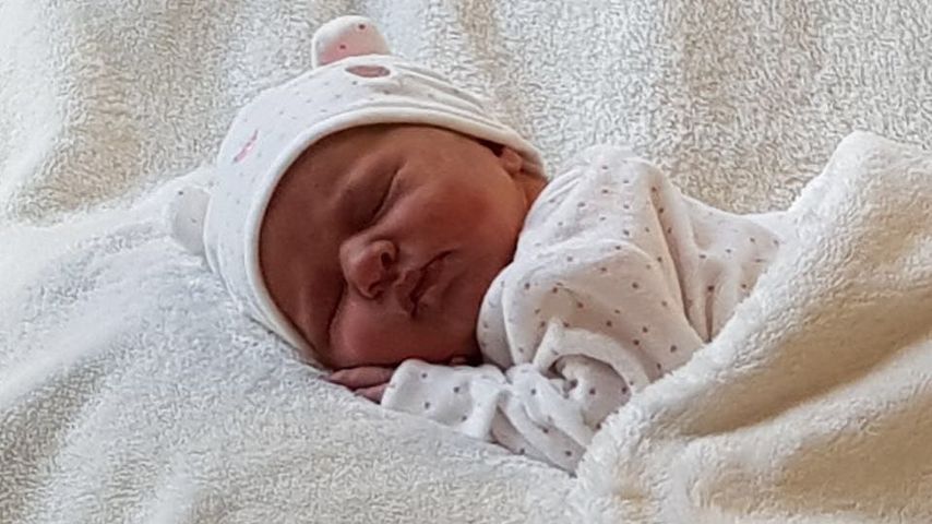 Mia Rose Müller, Tochter von Melanie Müller