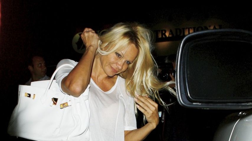 pamela anderson hardcore sex tape nude yoga poses boys