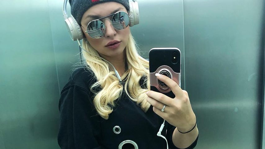 Ciao, Bob: Natalia Osada strahlt plötzlich mit Wallemähne!