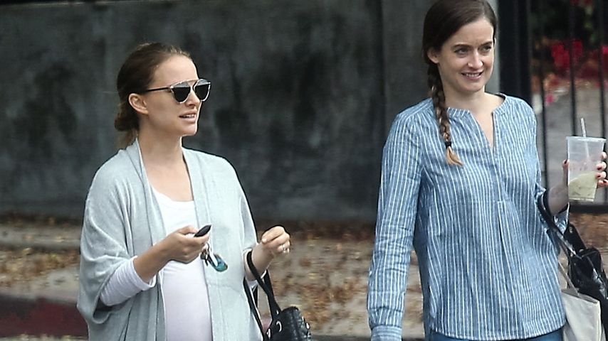 Natalie Portman mit einer Freundin beim Shoppen in Los Feliz