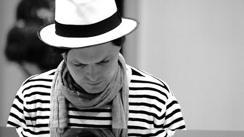 Michael Patrick Kelly, Sänger