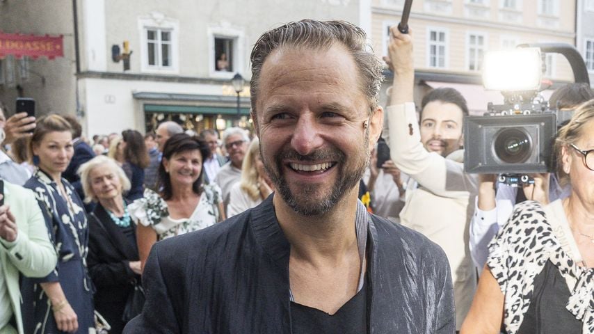 Philipp Hochmair "weiß nicht, was Glück tatsächlich ist"