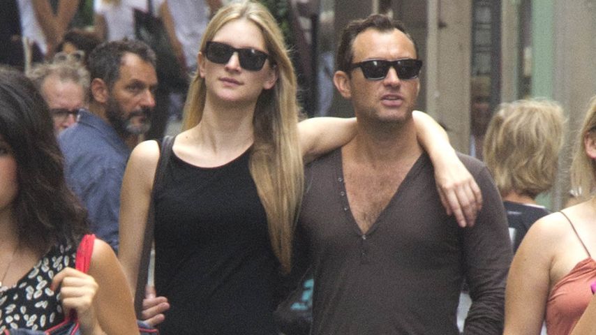 Philippa Coan und Jude Law in Rom