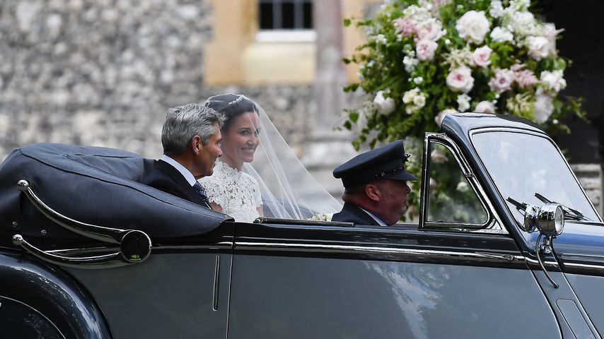 Pippa Middleton und ihr Vater Michael Middleton in einem 1951 Jaguar Mk V