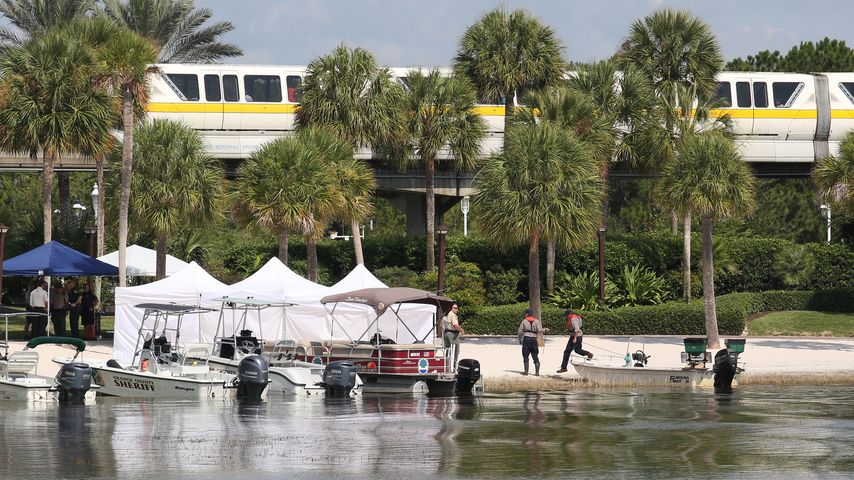 Polizeisuche am Strand des Disney Resorts