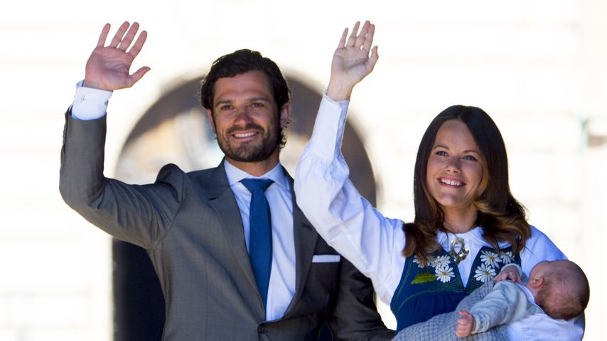 Prinz Carl Philip, Prinzessin Sofia und Alexander beim schwedischen Nationalfeiertag