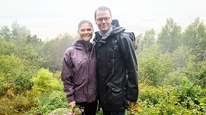 Prinzessin Victoria von Schweden und ihr Ehemann Daniel bei der Wanderung durch Västergötland