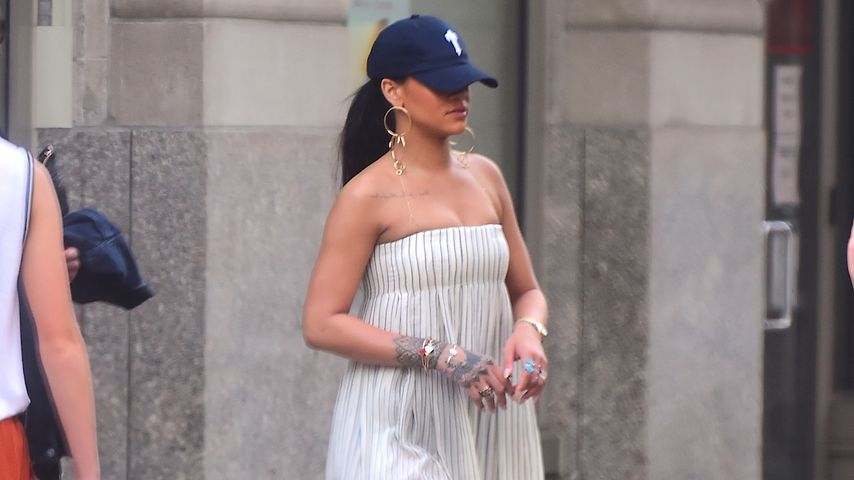 Rihanna, Sängerin