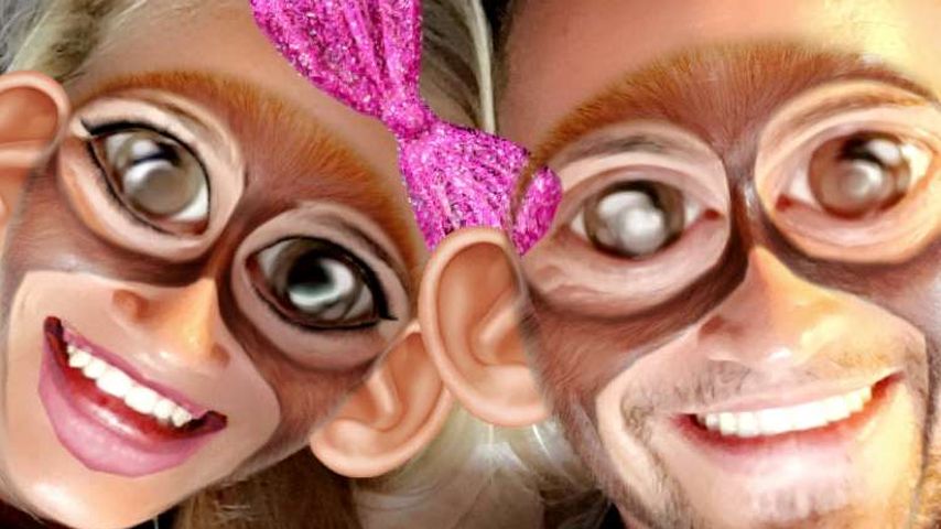 Rocco Stark mit einer unbekannten Blondine im Urlaub