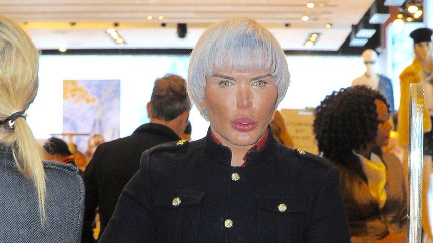 Rodrigo Alves in London