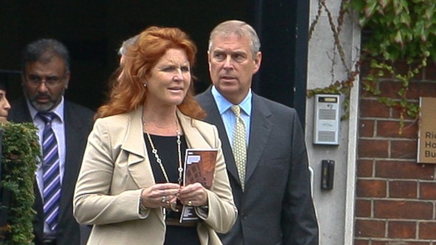 Sarah Ferguson und Prinz Andrew beim Schulabschluss ihrer Tochter Beatrice im Jahr 2011