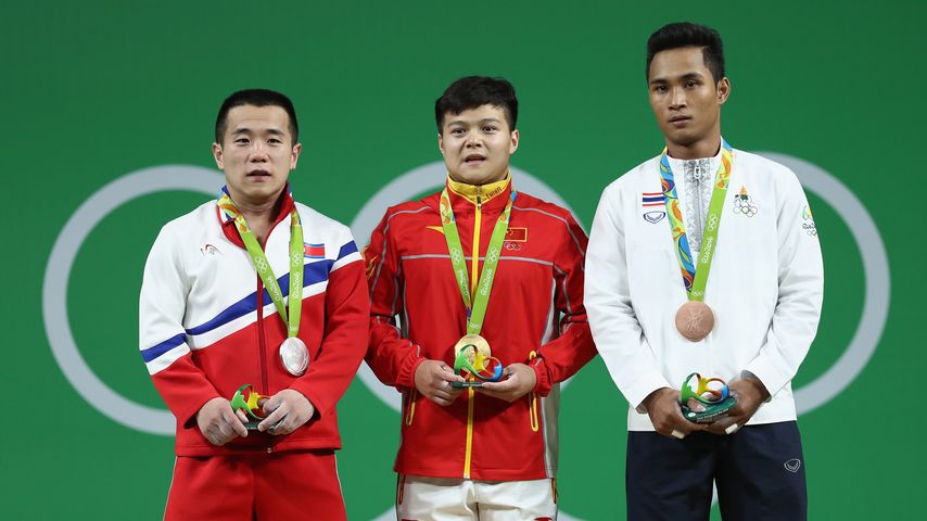 Om Yun-chol, Long Quingquan, Sinphet Kruaithong (v.l.n.r)