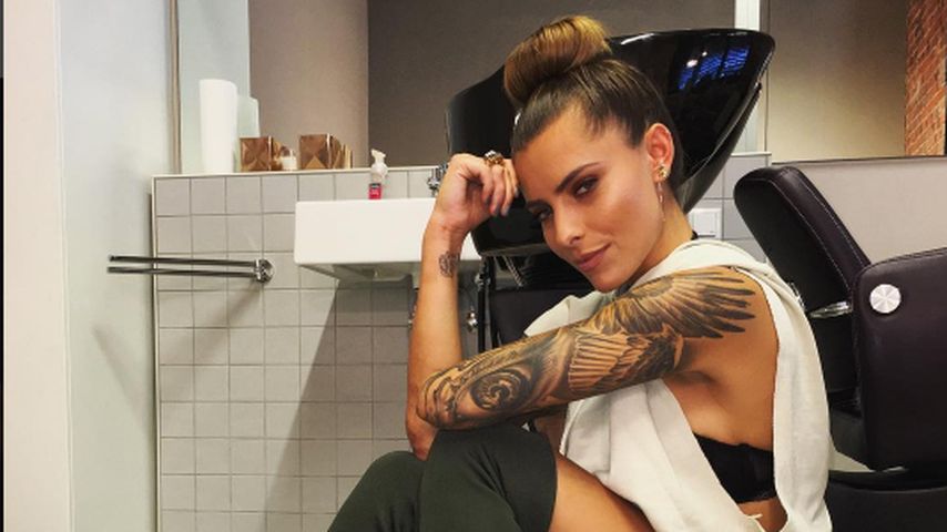 Sophia Thomalla im superkurzen Kleid