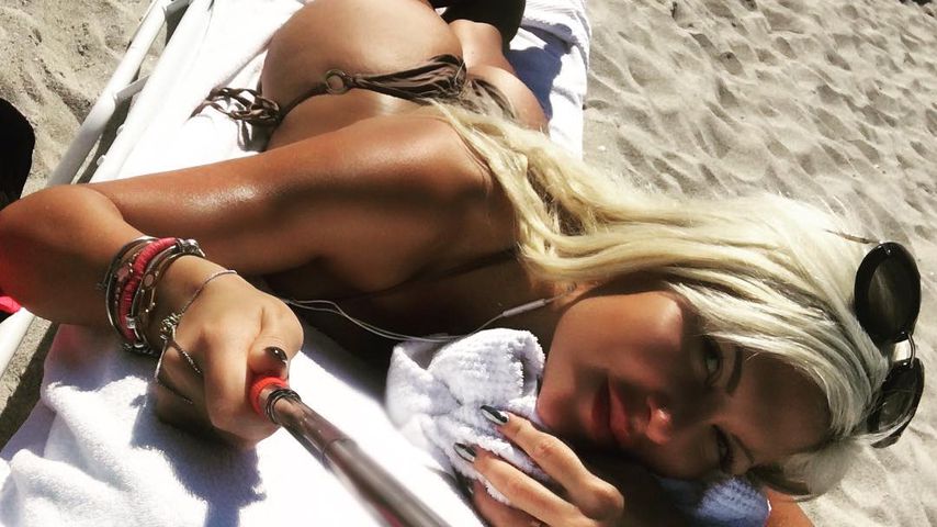 Sophia Wollersheim am Strand von Miami