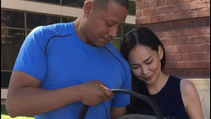 Terrence Howard mit Baby und Frau