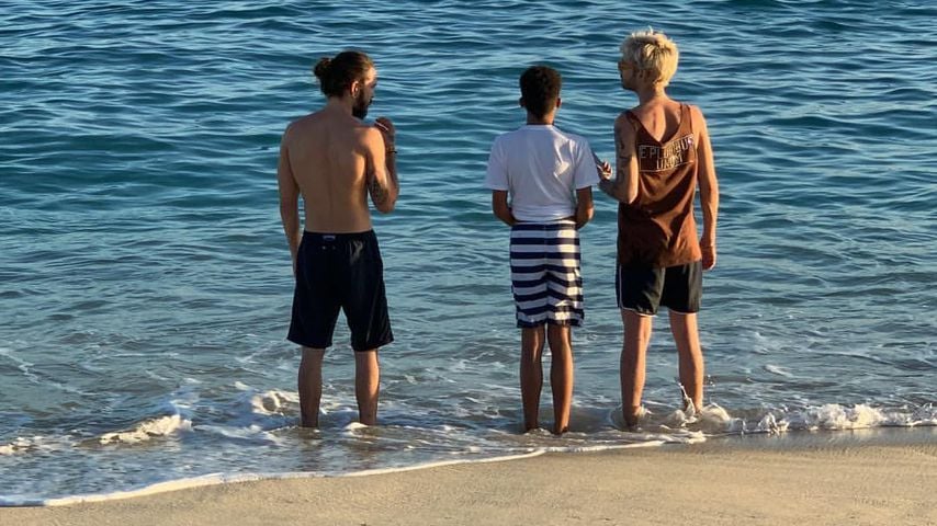 Er War Der Weißeste Mann Am Strand